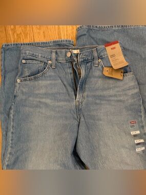 Levi's Light Blue Classic Straight Leg “Cinch Baggy” Jeans - 27x31” NWT